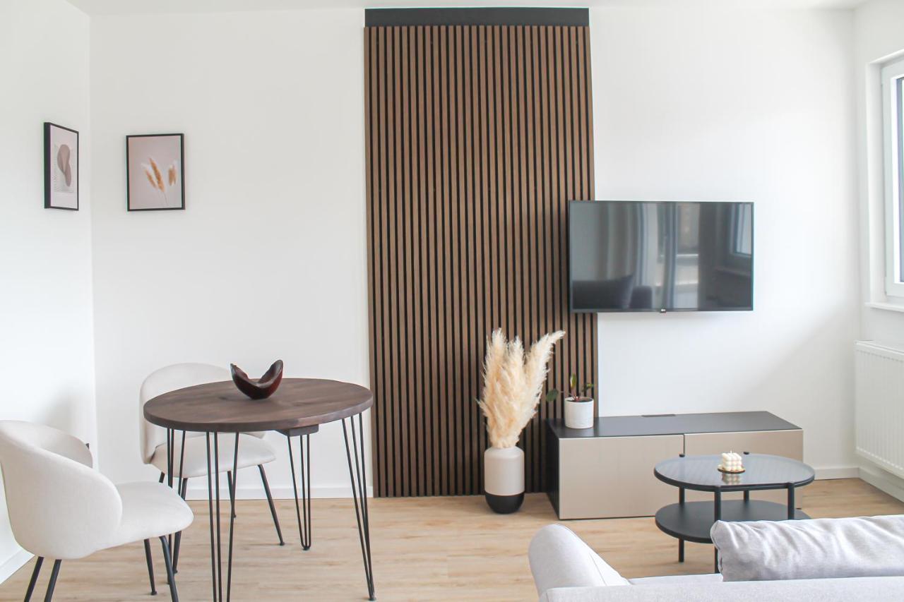 Special Apartment - Stadtnah, Balkon, Parkplatz, E-Ladestation, Gitterbox Fuer Fahrraeder, Fitnessstudio Koblenc Exteriér fotografie