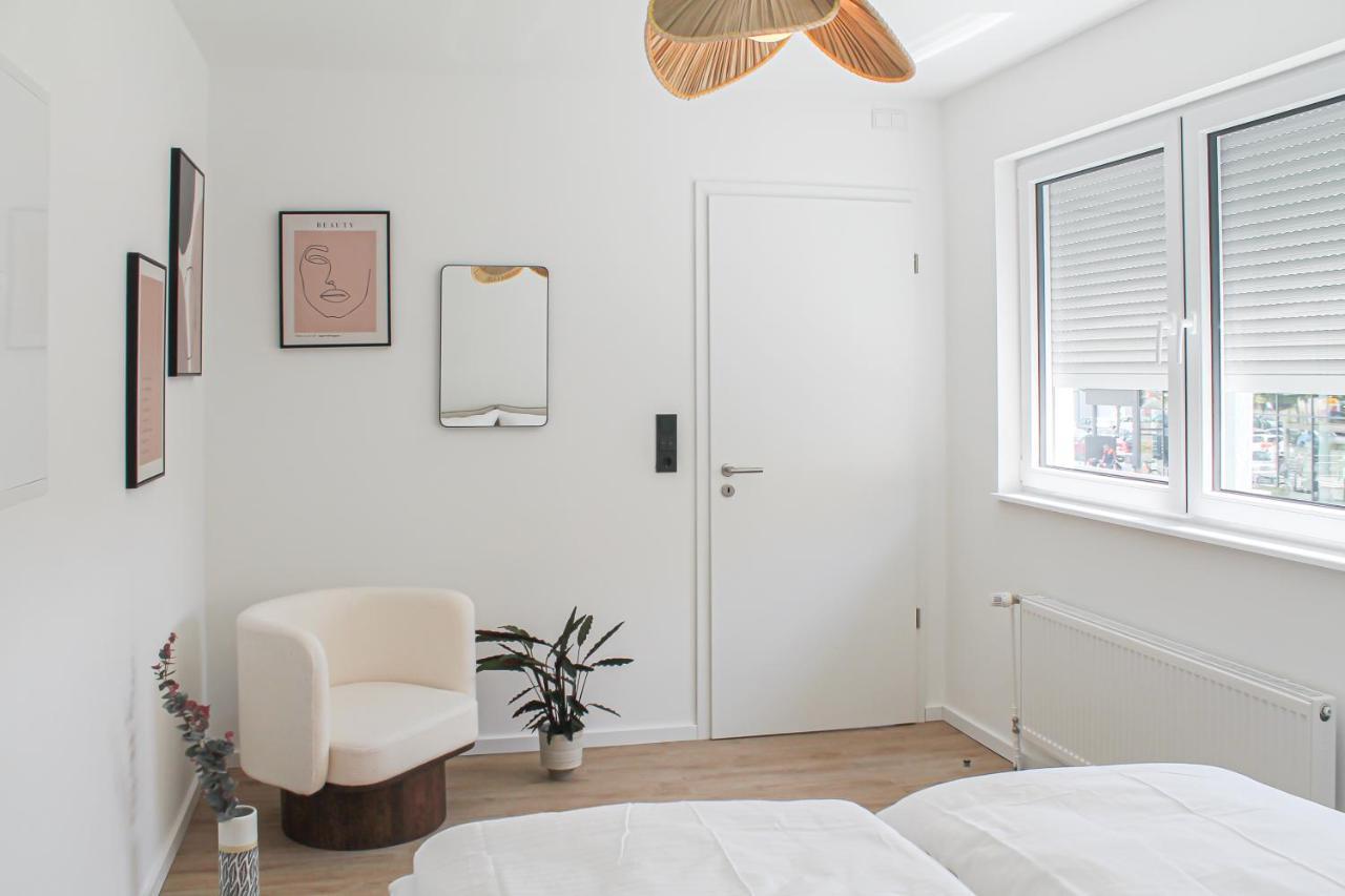 Special Apartment - Stadtnah, Balkon, Parkplatz, E-Ladestation, Gitterbox Fuer Fahrraeder, Fitnessstudio Koblenc Exteriér fotografie
